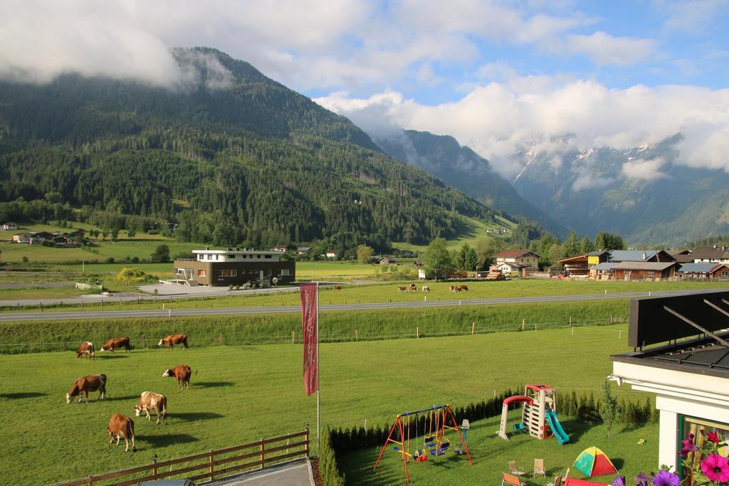 Landhaus Rohregger Neukirchen am Grossvenediger Luaran gambar