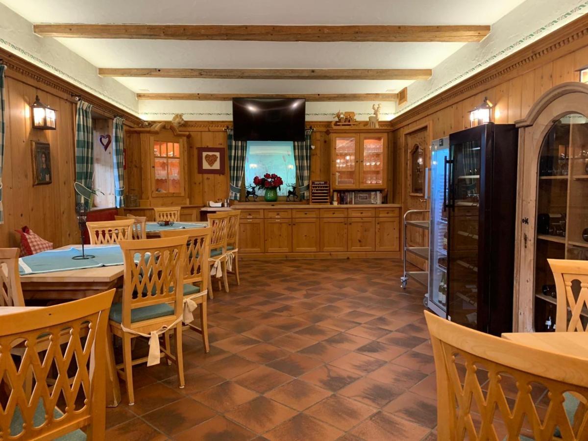 Landhaus Rohregger Neukirchen am Grossvenediger Luaran gambar